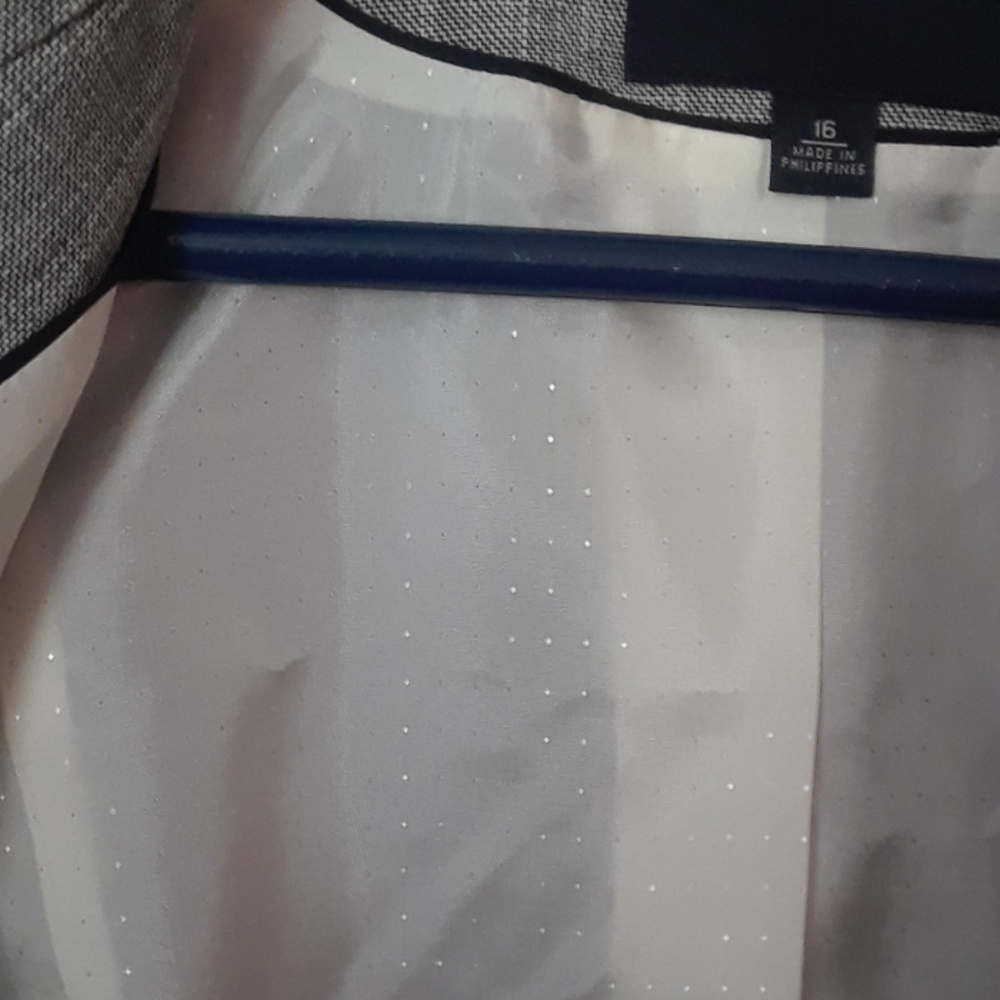 jacket - Picture 5 of 5